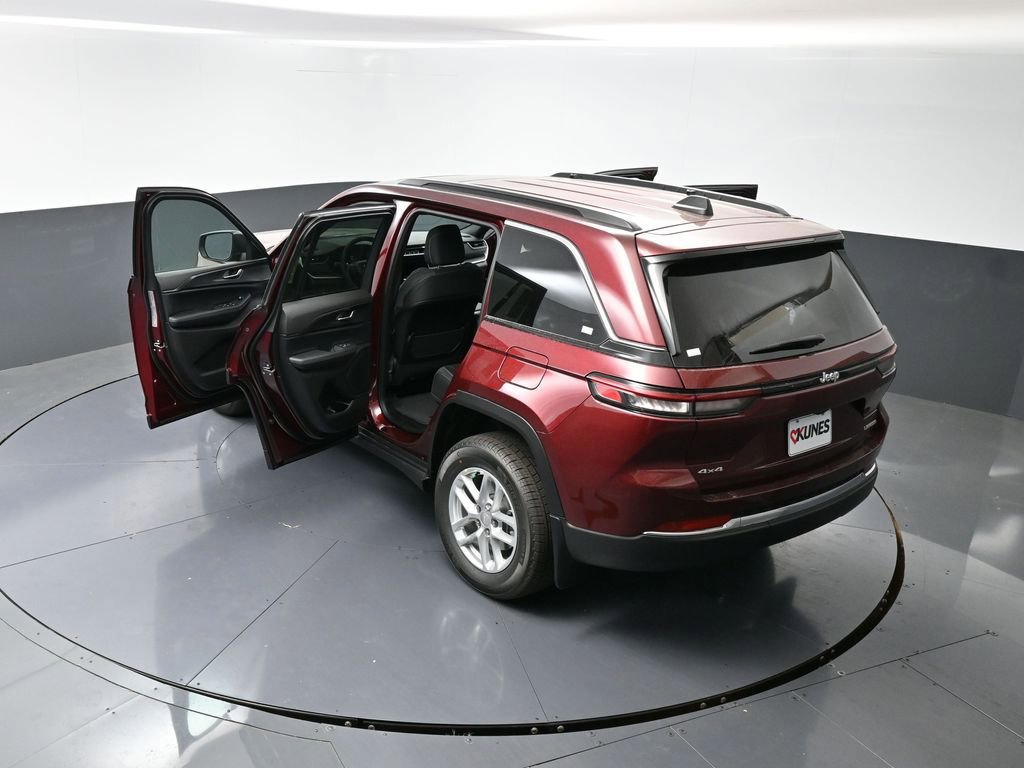 New 2025 Jeep Grand Cherokee Laredo X w/ Luxury Tech Group I image 59