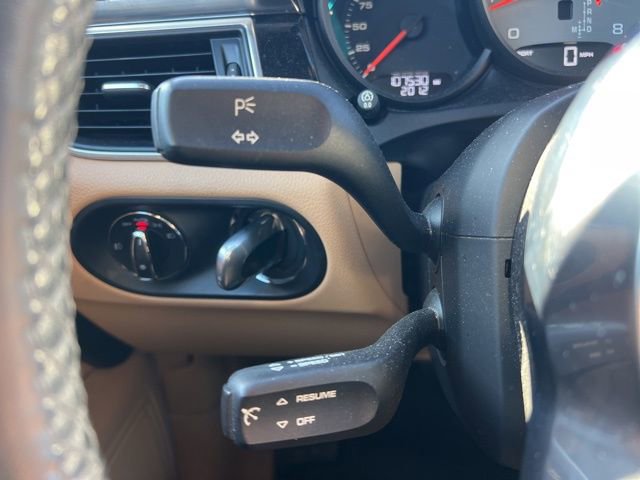 Used 2016 Porsche Macan S image 23