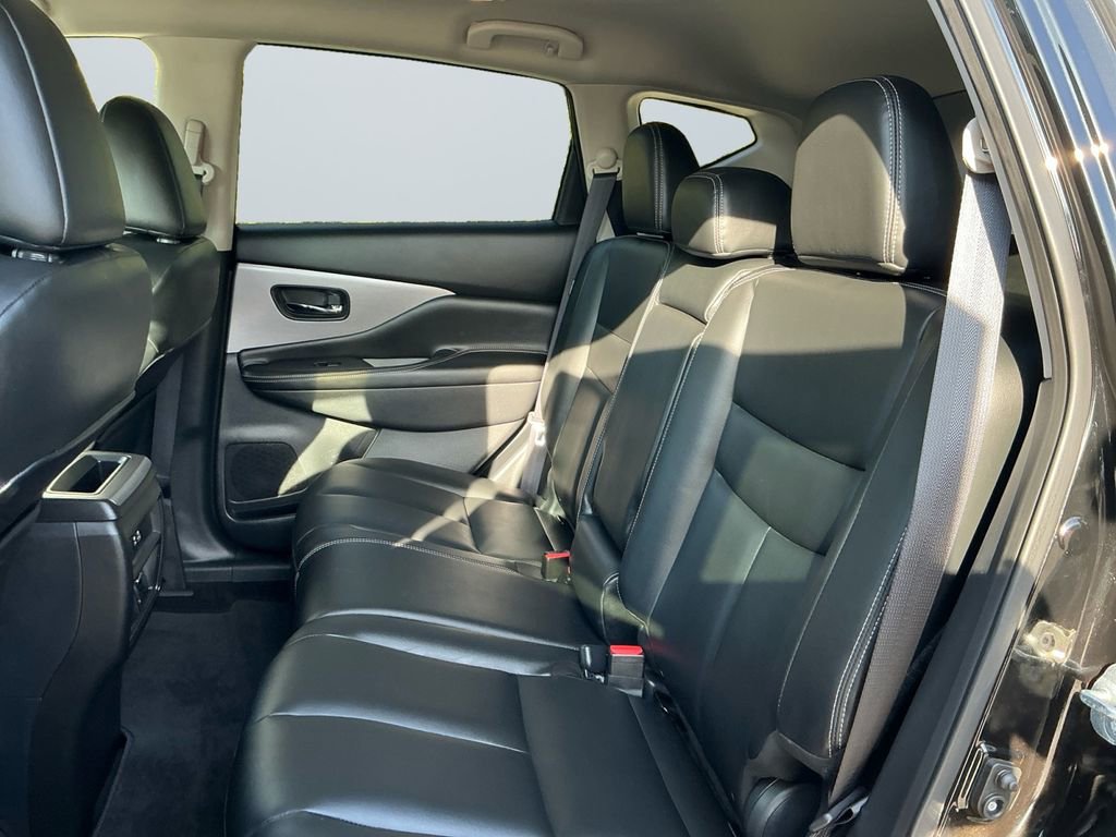 Used 2022 Nissan Murano SV w/ SV Midnight Edition Package image 14