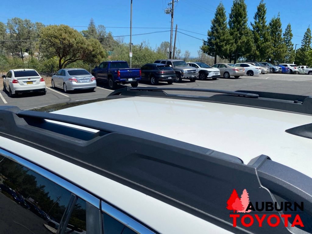Used 2023 Subaru Outback Limited AWD/4WD image 9