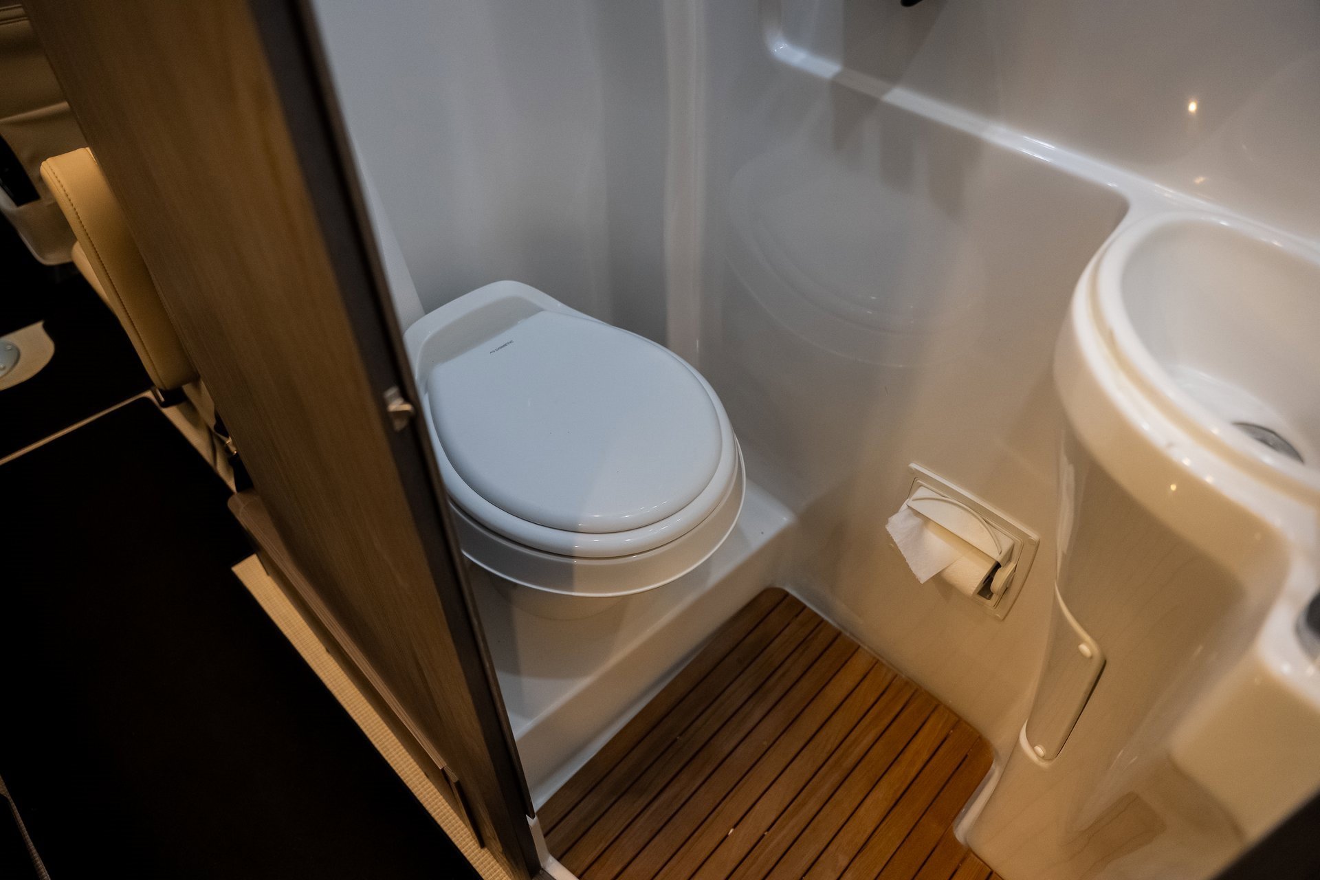 Used 2021 Mercedes-Benz Sprinter 3500 image 70