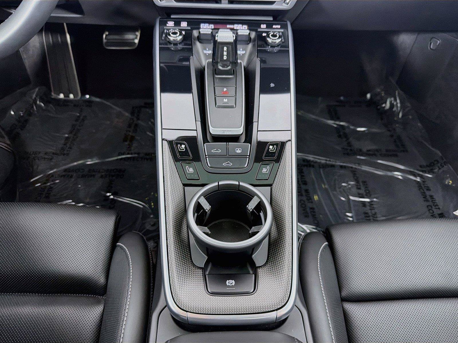 Certified 2022 Porsche 911 Turbo S AWD/4WD image 23