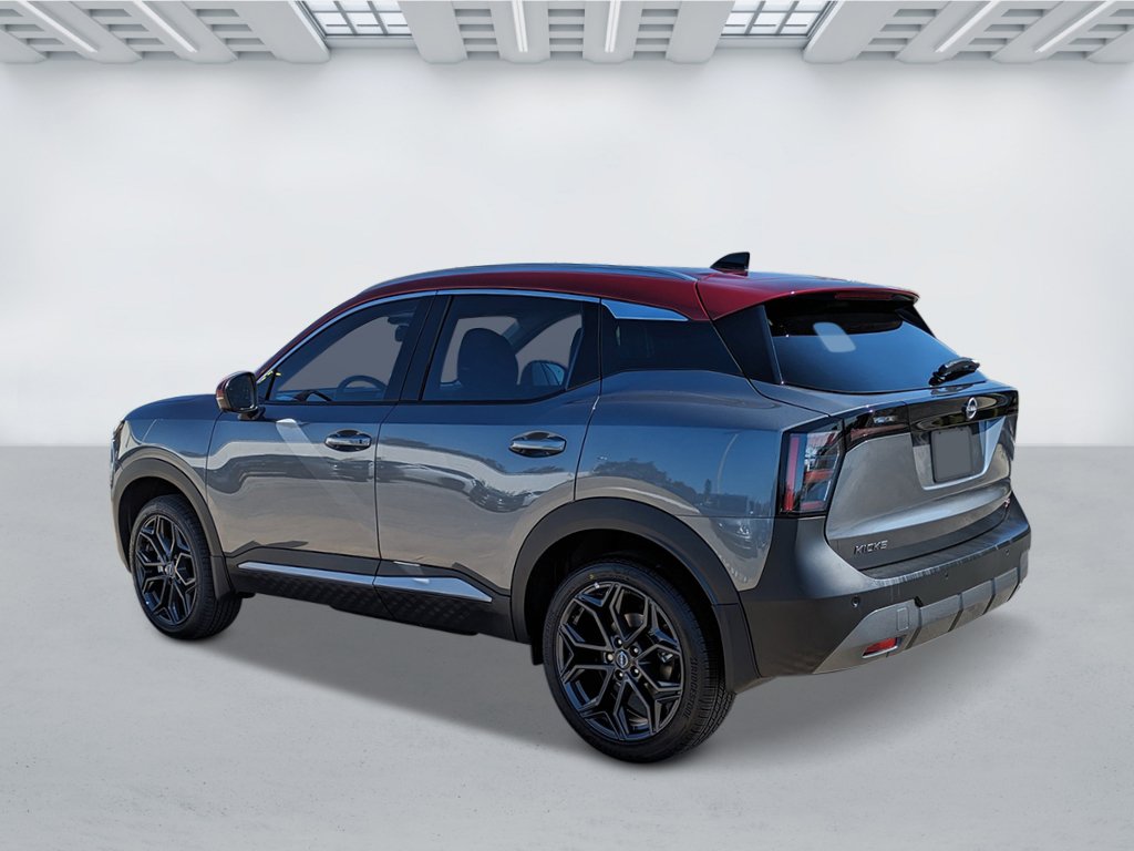 New 2027 Nissan Kicks SR FWD image 3