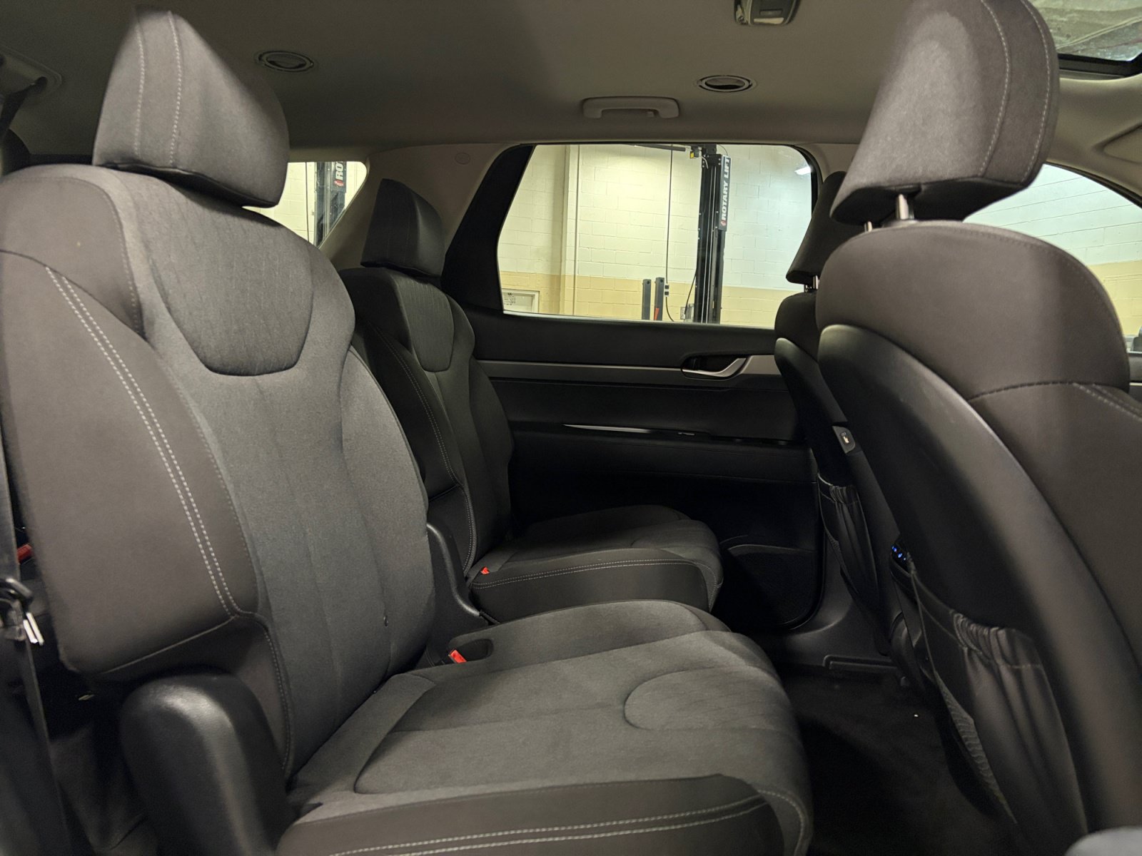 Used 2022 Hyundai Palisade SEL w/ Cargo Package FWD image 33