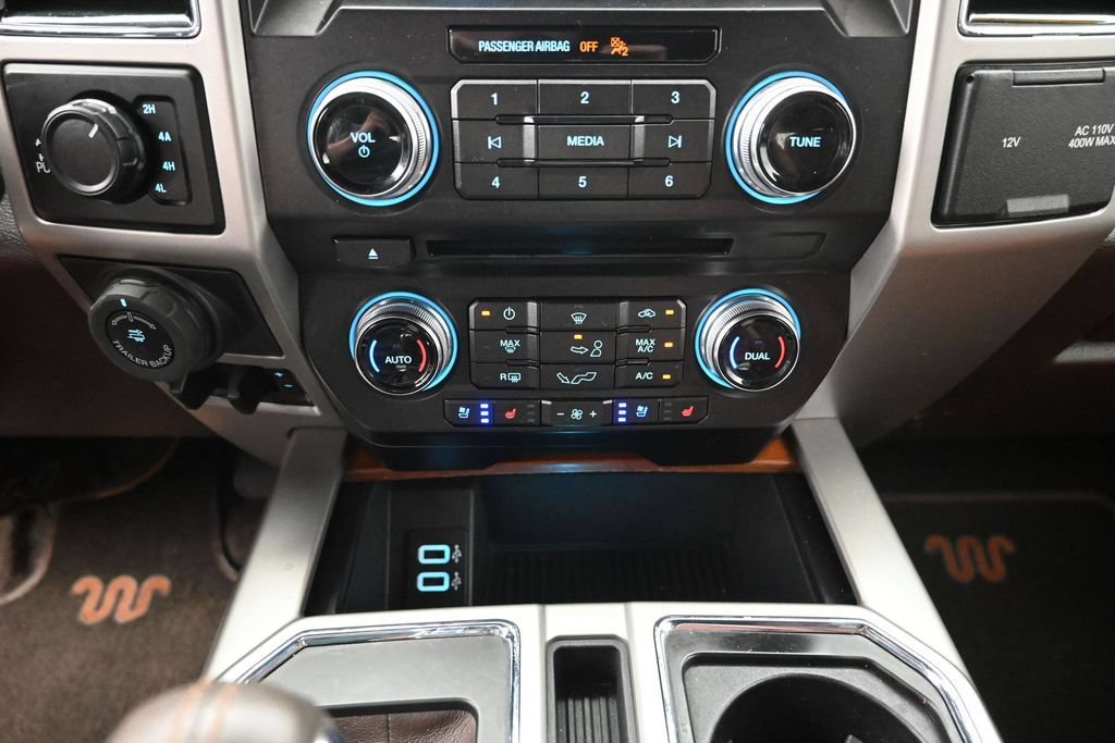 Used 2018 Ford F150 King Ranch w/ Equipment Group 601A Luxury AWD/4WD image 21