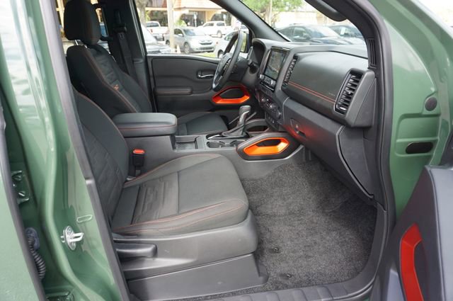 Used 2023 Nissan Frontier Pro-X w/ Technology Package image 3