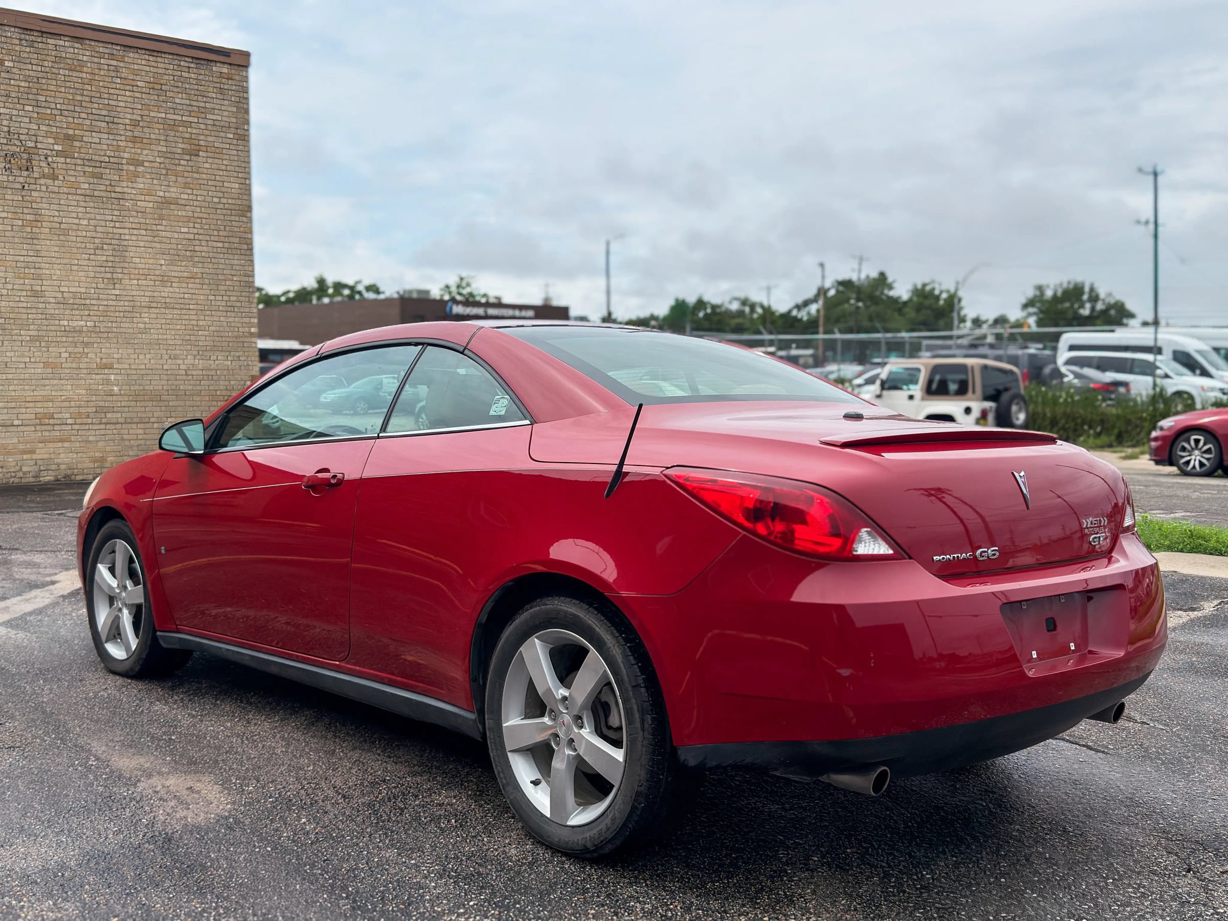 Used 2007 Pontiac G6 GT w/ Sport Package FWD image 5