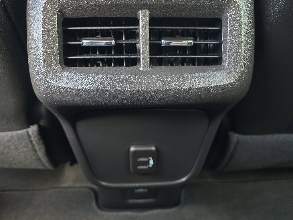 Certified 2024 Chevrolet Equinox RS w/ RS Leather Package image 21