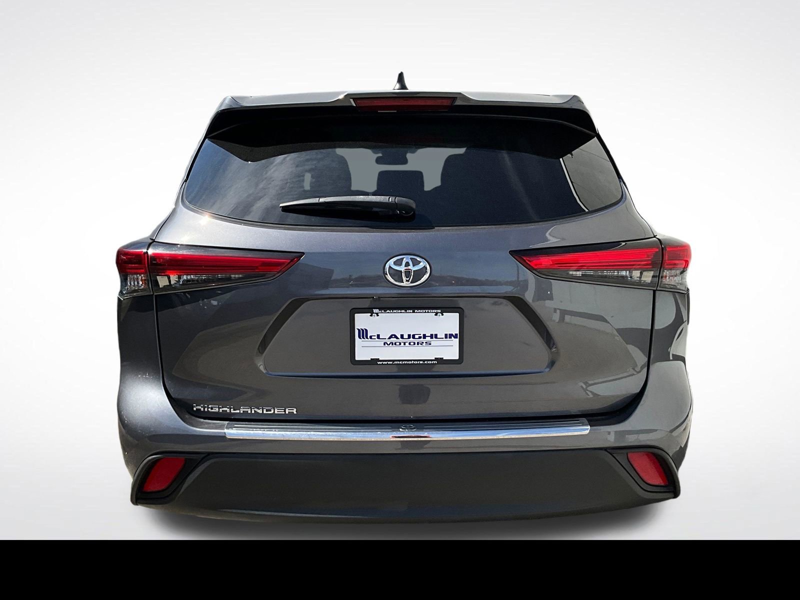 Used 2023 Toyota Highlander L FWD image 12