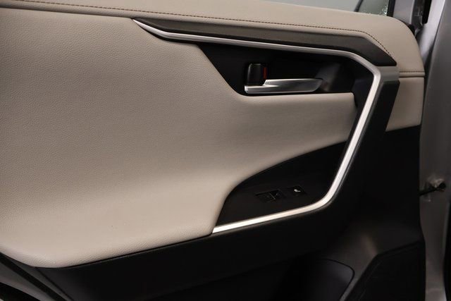 Used 2023 Toyota RAV4 Limited image 26