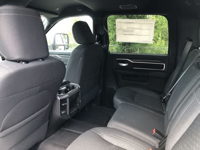 New 2026 RAM 3500 Big Horn AWD/4WD image 38