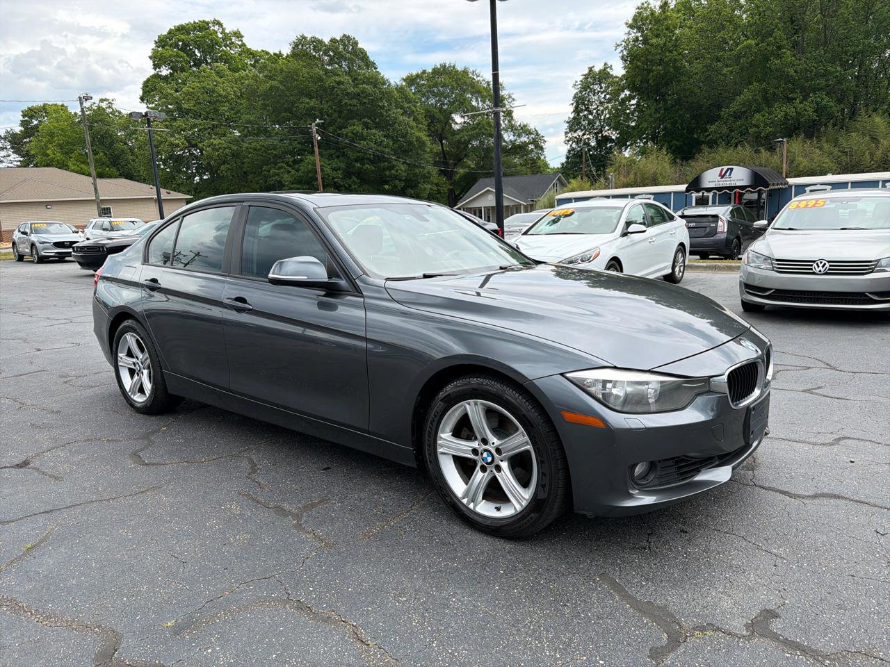 Used 2013 BMW 328i xDrive Sedan AWD/4WD image 8