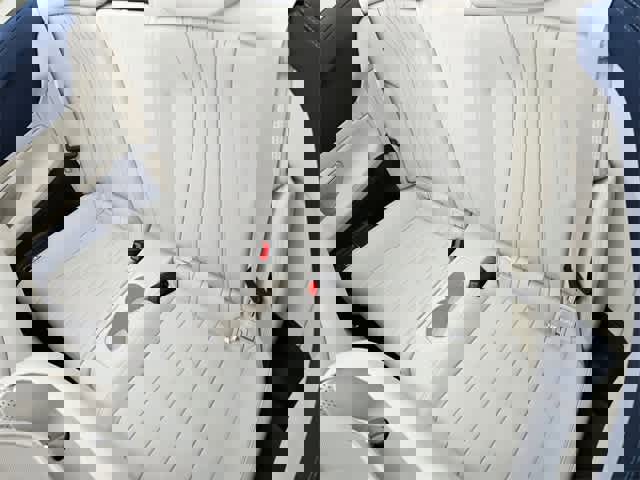 Used 2023 Mercedes-Benz E 450 E 450 image 18