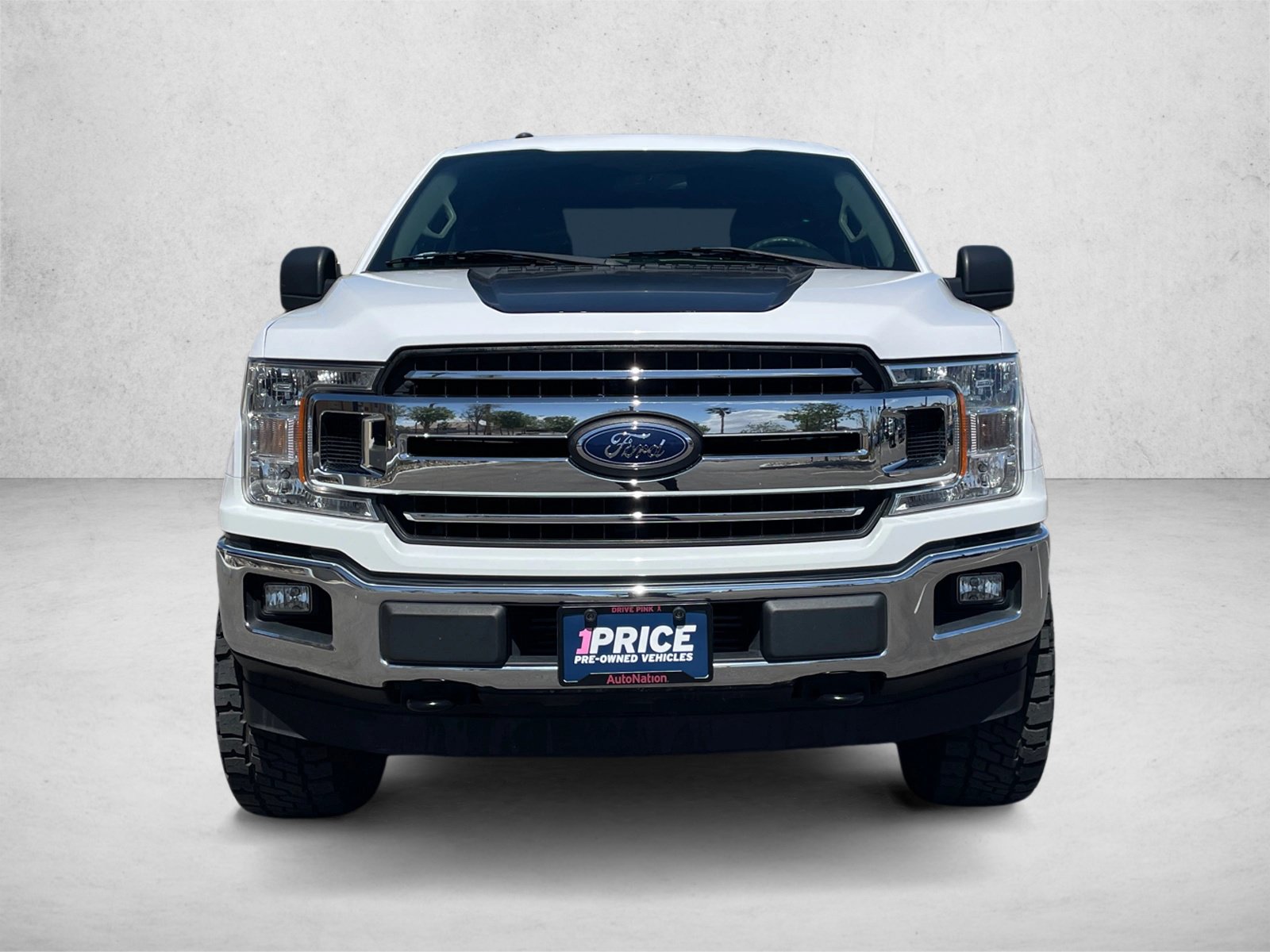 Used 2018 Ford F150 XLT AWD/4WD image 2