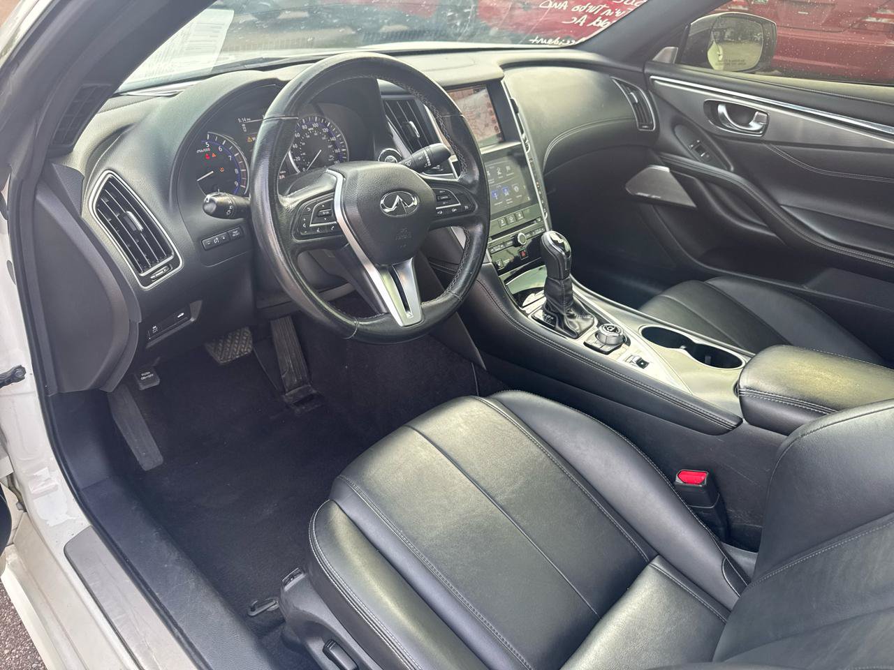 Used 2019 INFINITI Q60 3.0t Luxe w/ Essential Package AWD/4WD image 9
