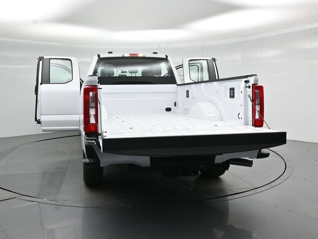 New 2026 Ford F250 XL w/ XL Chrome Package RWD image 27
