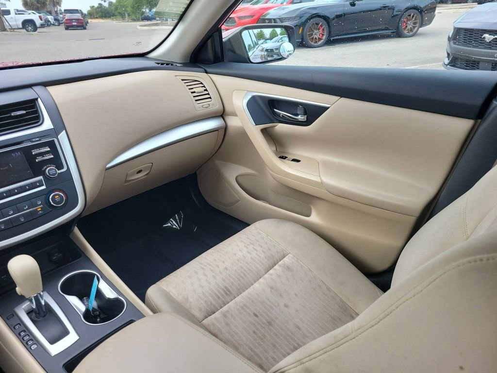 Used 2016 Nissan Altima 2.5 S w/ Power Driver Seat Package image 13