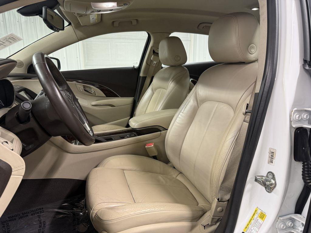 Used 2016 Buick LaCrosse Leather FWD image 10