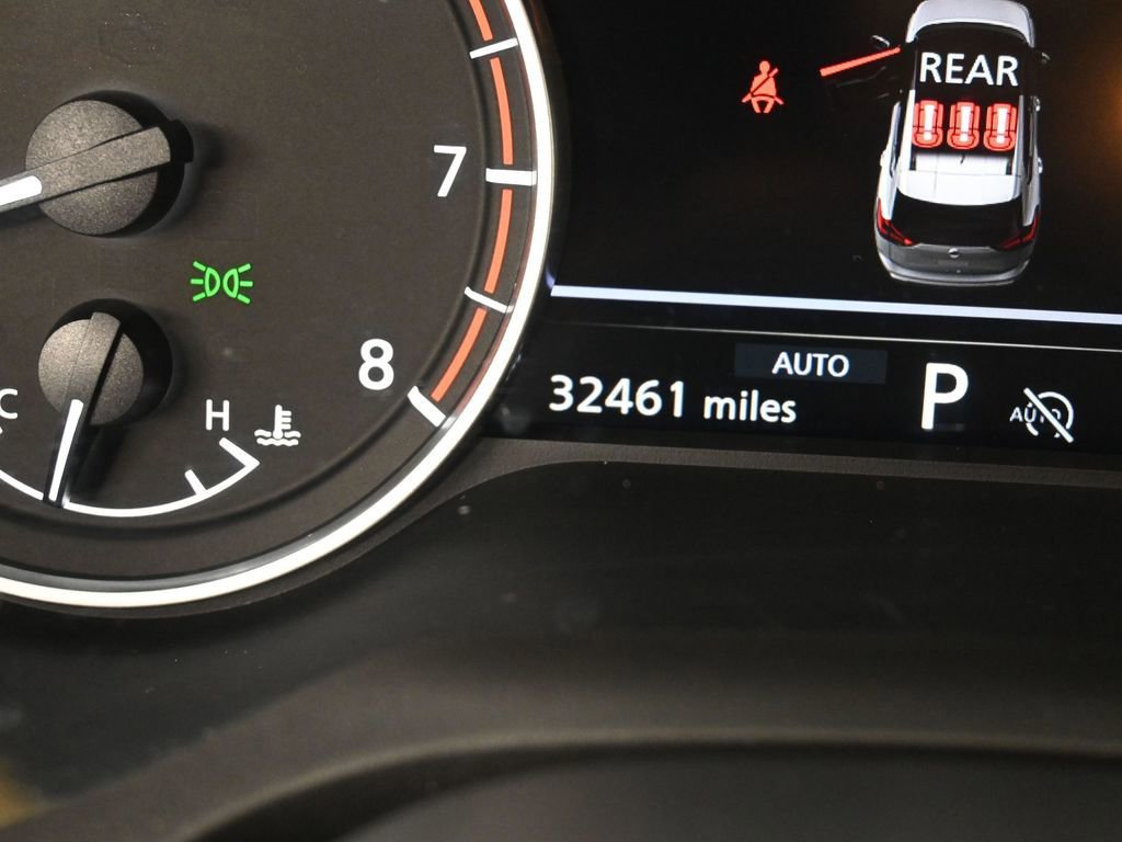 Used 2025 Nissan Rogue SV AWD/4WD image 37