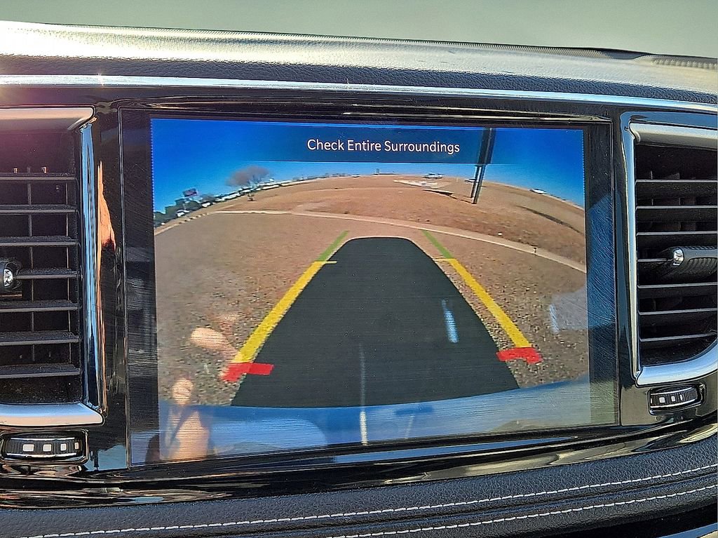 Used 2023 Chrysler Pacifica Limited image 29