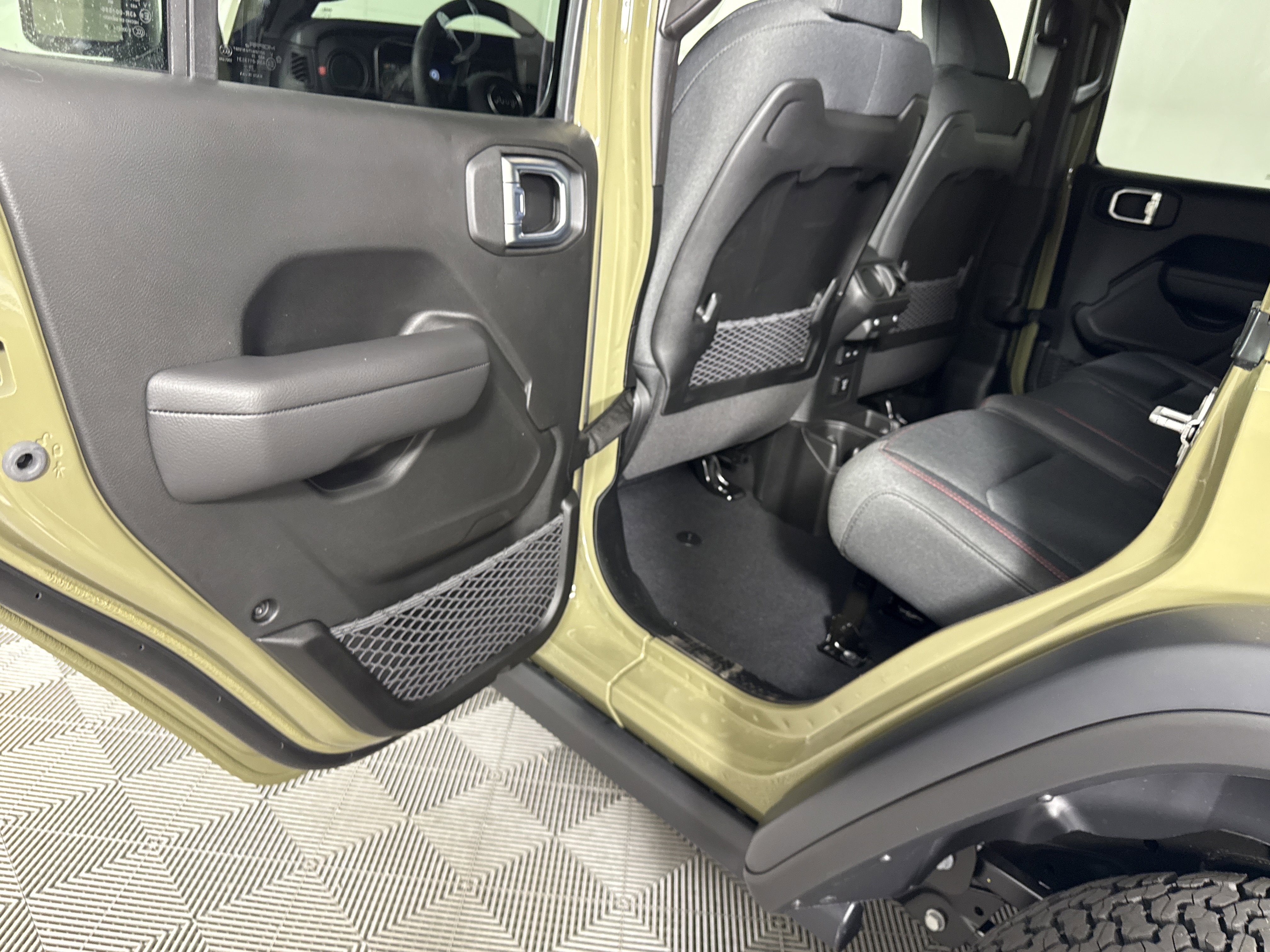 New 2026 Jeep Wrangler Unlimited Rubicon image 20