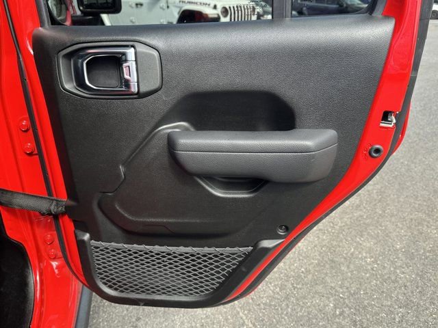 Certified 2025 Jeep Wrangler Unlimited Rubicon 4xe w/ Safety Group image 17