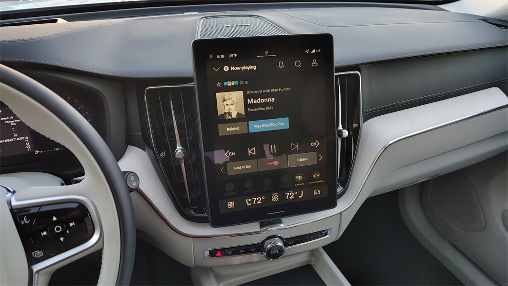 New 2026 Volvo XC60 B5 Ultra w/ Climate Package image 19