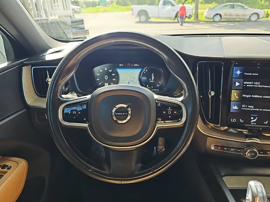 Used 2018 Volvo XC60 T8 Inscription AWD/4WD image 14