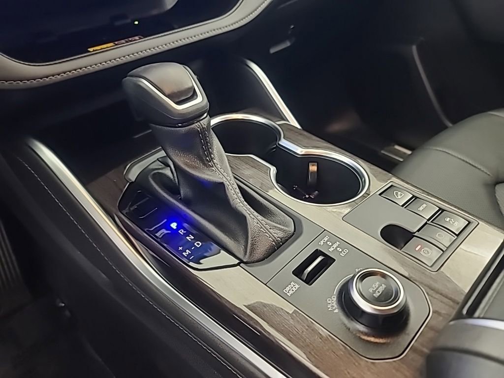 Used 2025 Toyota Highlander Platinum image 42