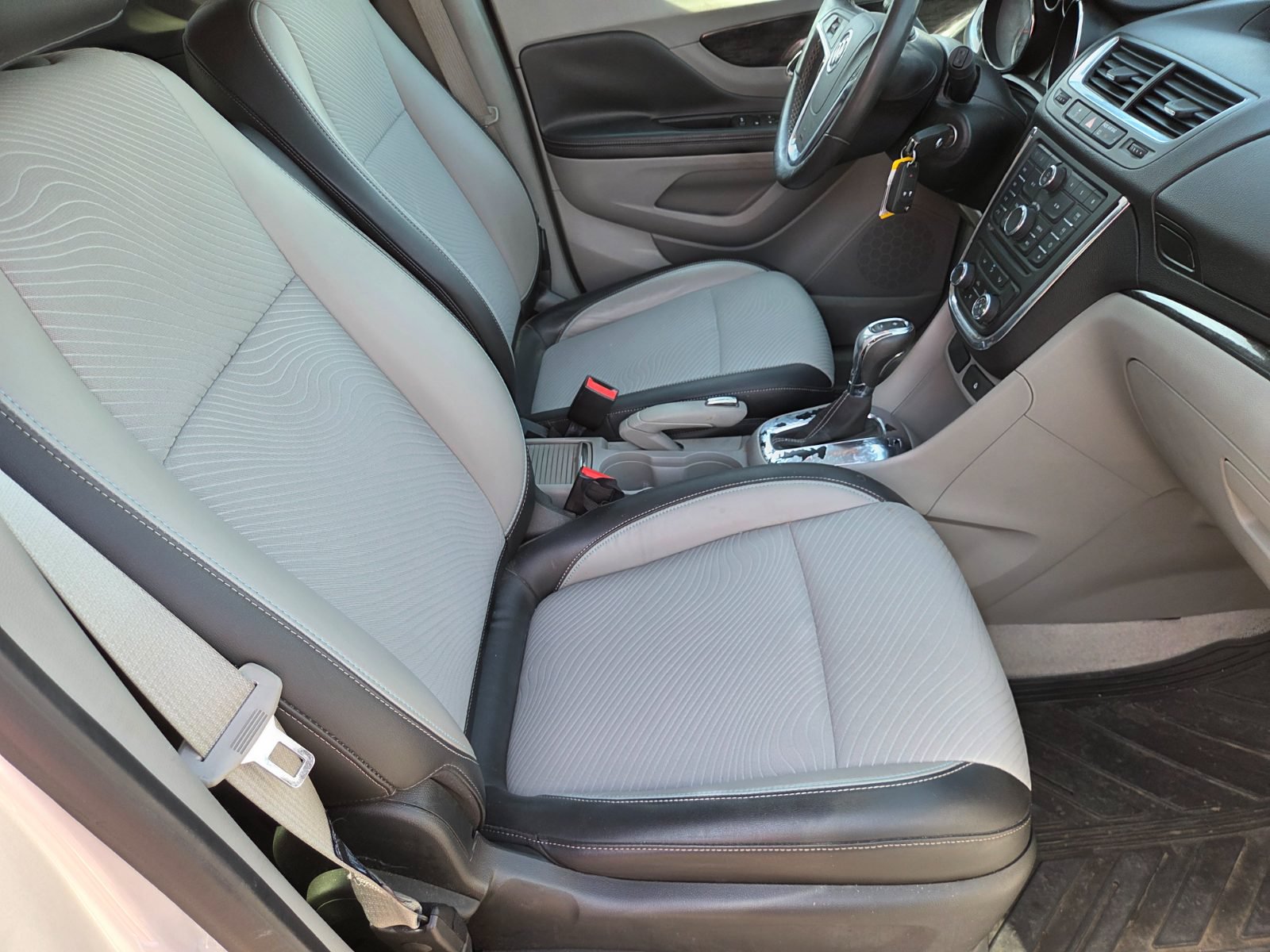 Used 2013 Buick Encore FWD image 15