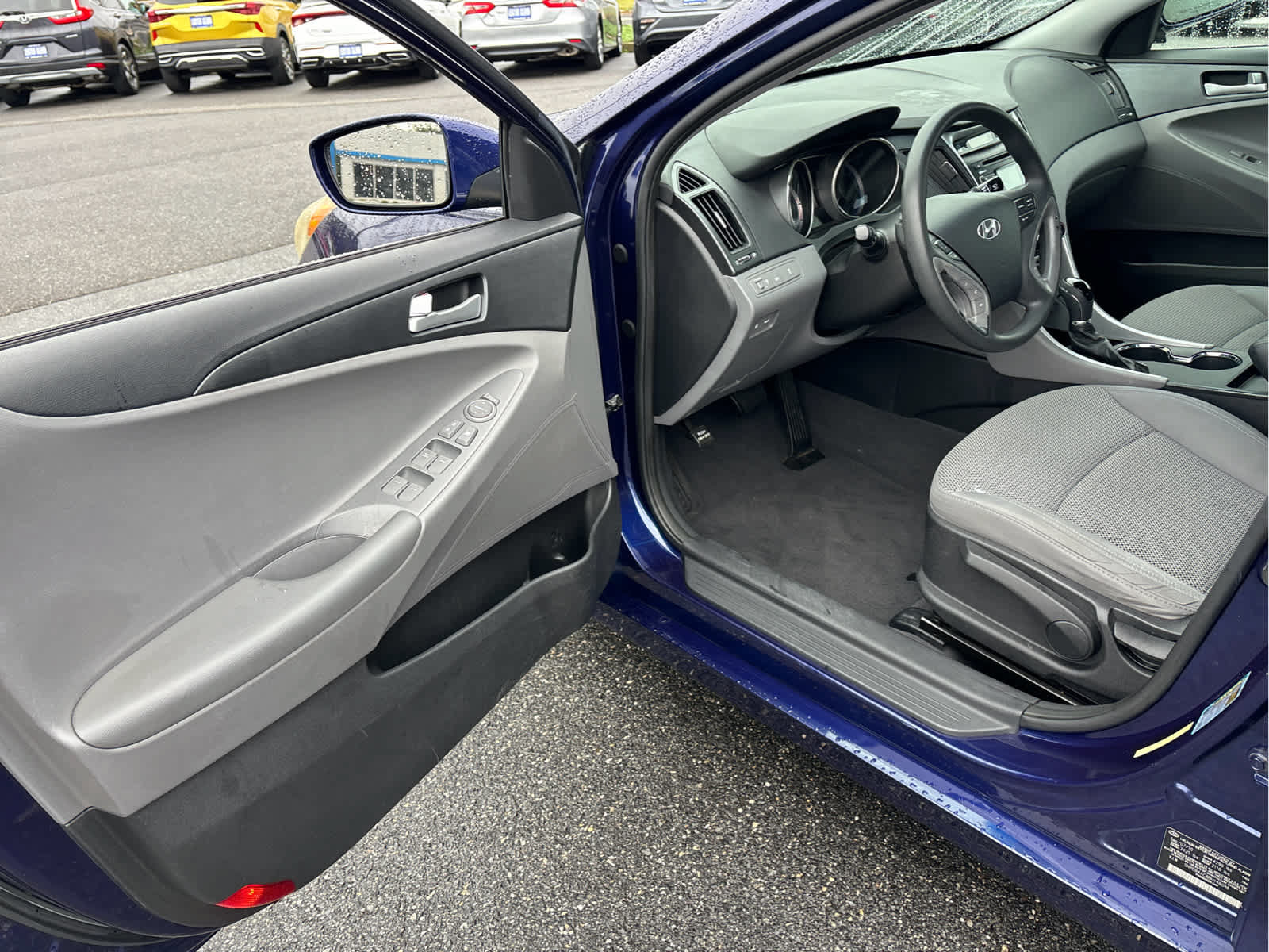 Used 2011 Hyundai Sonata GLS FWD image 6