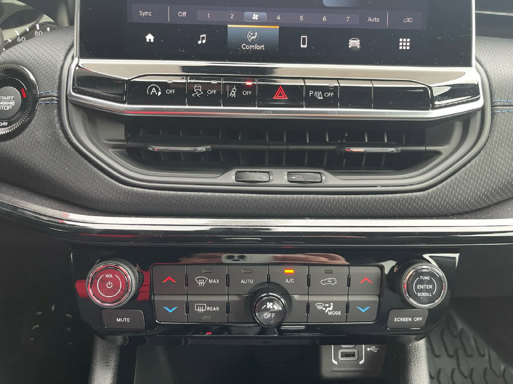 New 2026 Jeep Compass Limited AWD/4WD image 29