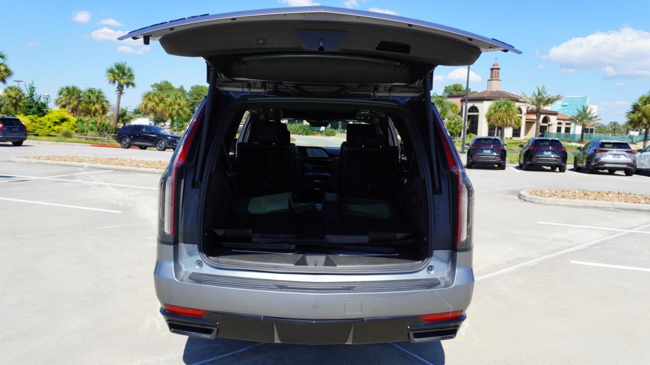 Used 2022 Cadillac Escalade Sport Platinum w/ LPO, ONYX Package RWD image 35