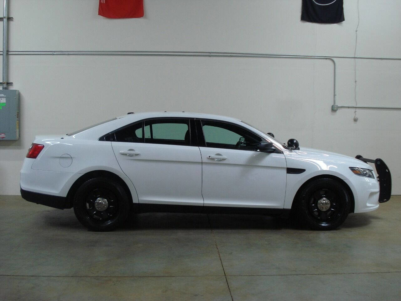 Used 2016 Ford Taurus Police Interceptor AWD w/ Ready For The Road Package image 14
