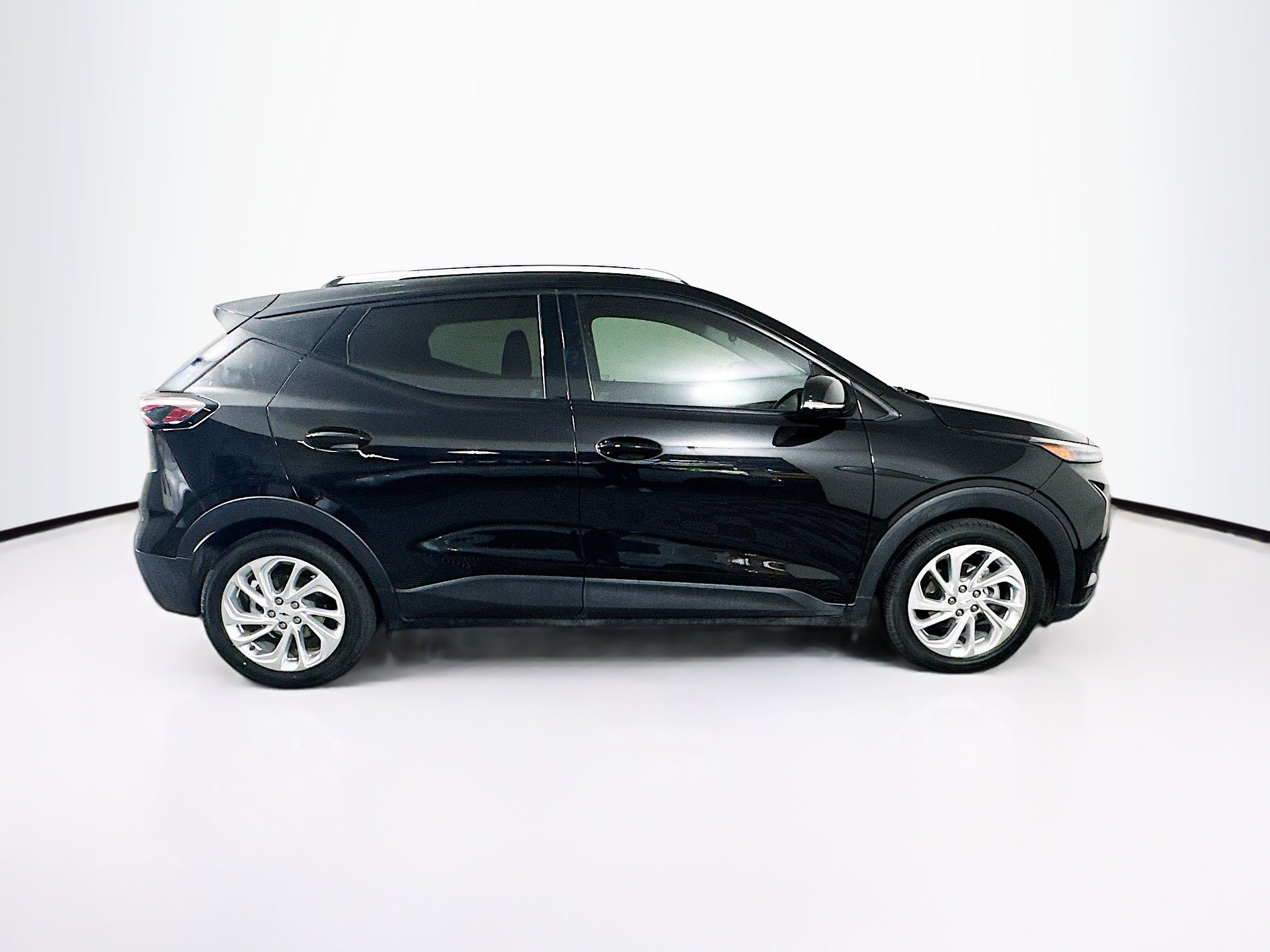 Used 2023 Chevrolet Bolt EUV LT w/ Driver Confidence Package FWD image 10