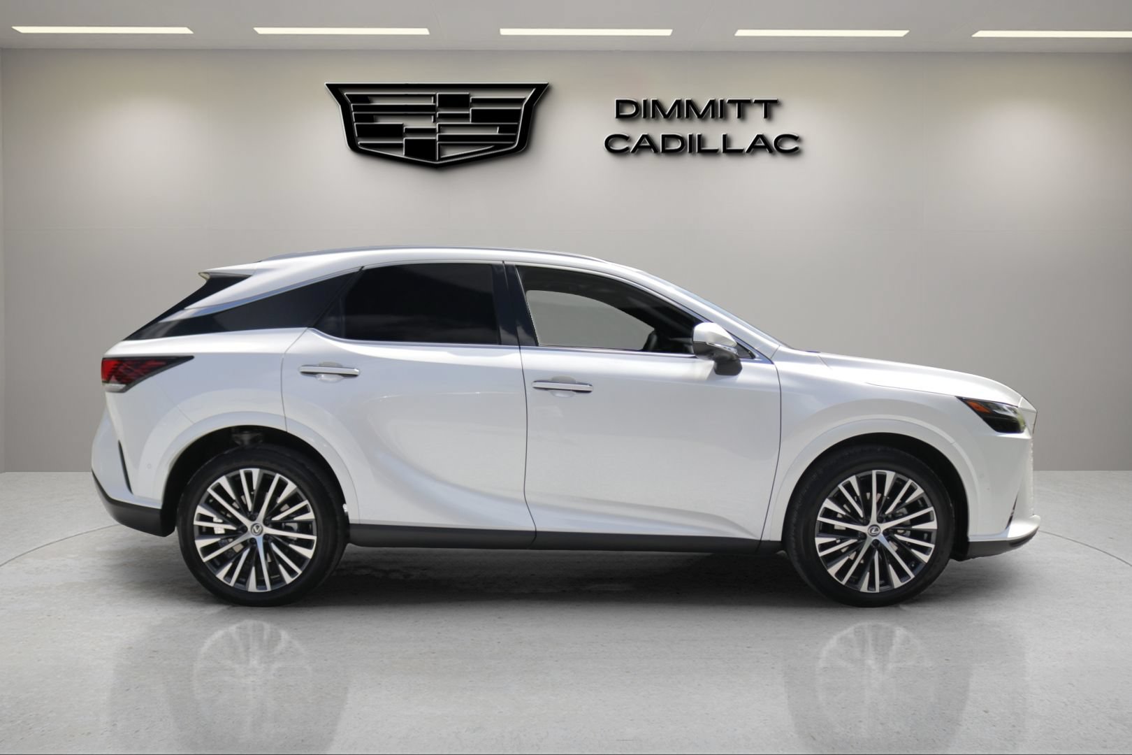 Used 2025 Lexus RX 350 Premium Plus w/ Convenience Package FWD image 4