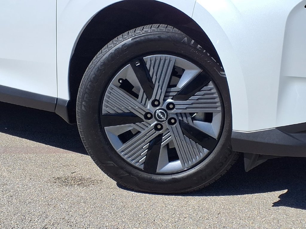 Used 2025 Nissan Murano SL AWD/4WD image 3