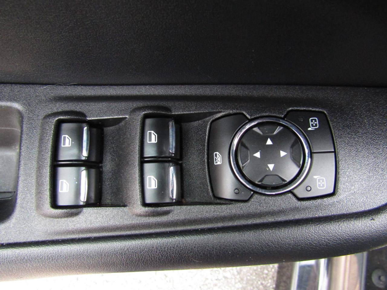 Used 2021 Ford Edge SEL w/ Convenience Package AWD/4WD image 12