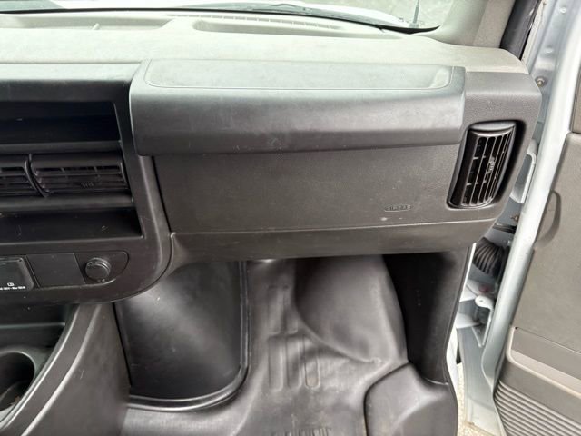 Used 2024 GMC Savana 2500 w/ Driver Convenience Package image 24