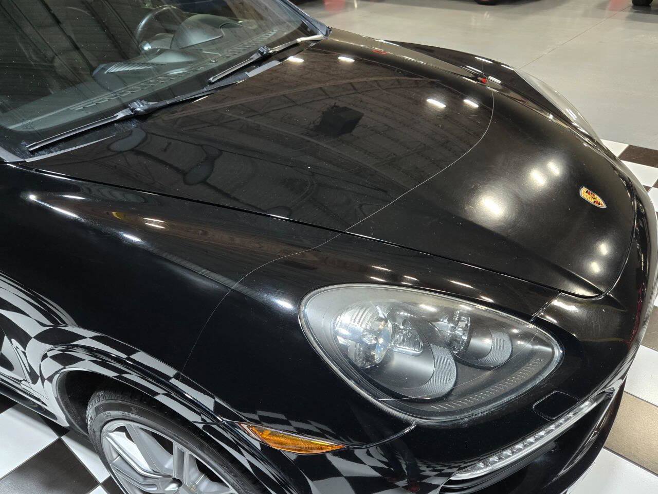 Used 2013 Porsche Cayenne GTS image 38