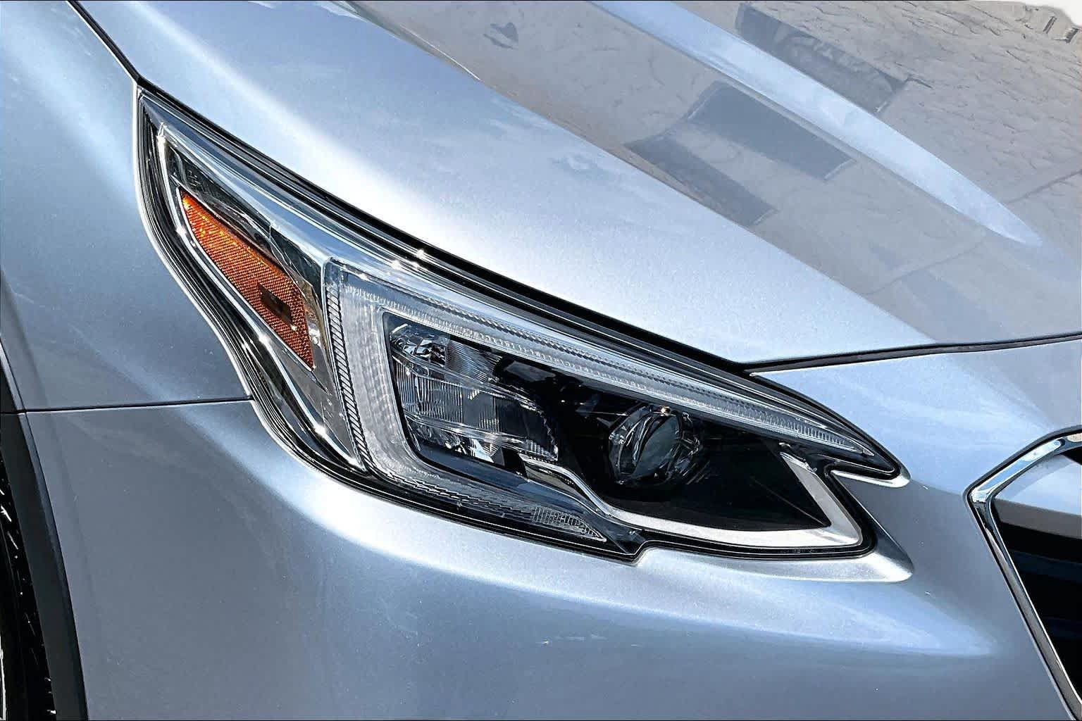 Used 2022 Subaru Outback Limited AWD/4WD image 28