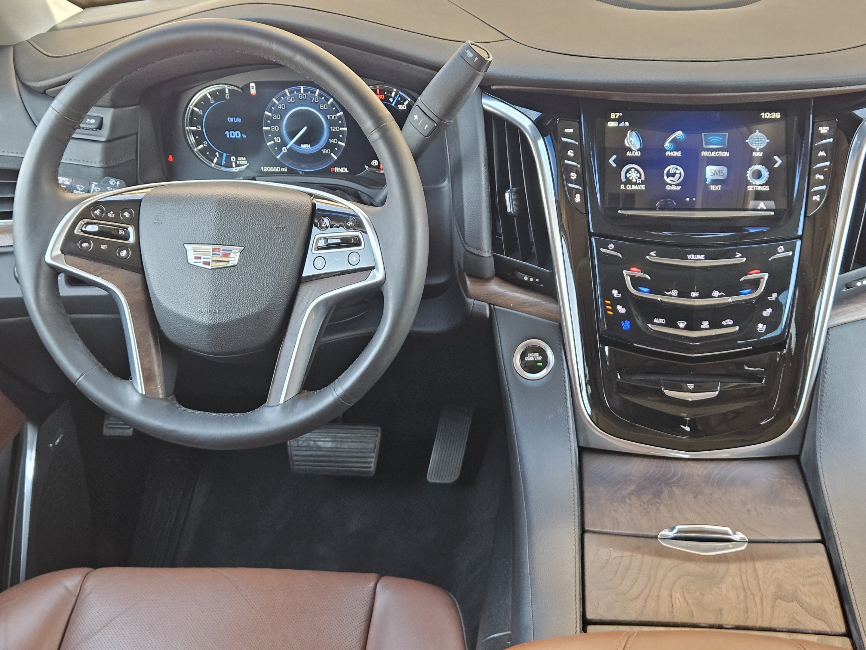 Used 2017 Cadillac Escalade Luxury RWD image 26