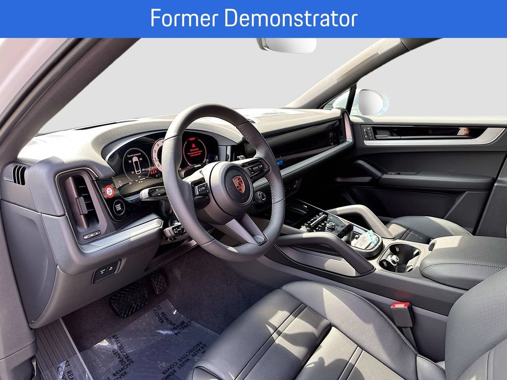 New 2026 Porsche Cayenne Coupe AWD/4WD image 4