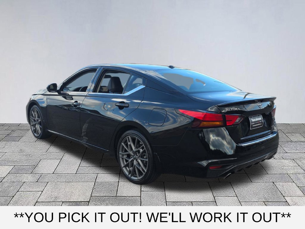 Used 2023 Nissan Altima 2.0 SR FWD image 5
