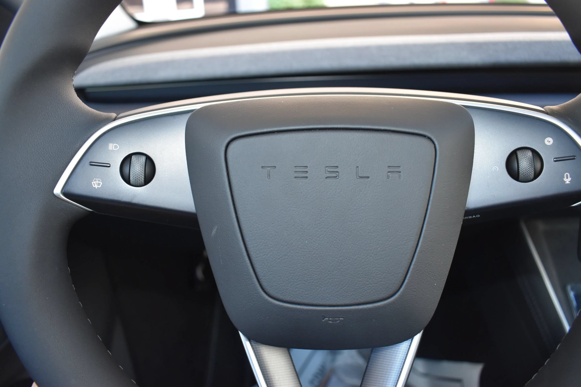 Used 2026 Tesla Model Y Long Range RWD image 7