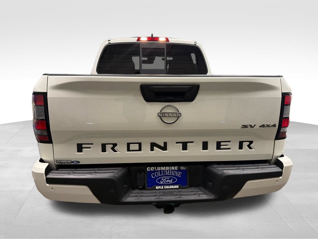 Used 2022 Nissan Frontier SV w/ SV Premium Package AWD/4WD image 3