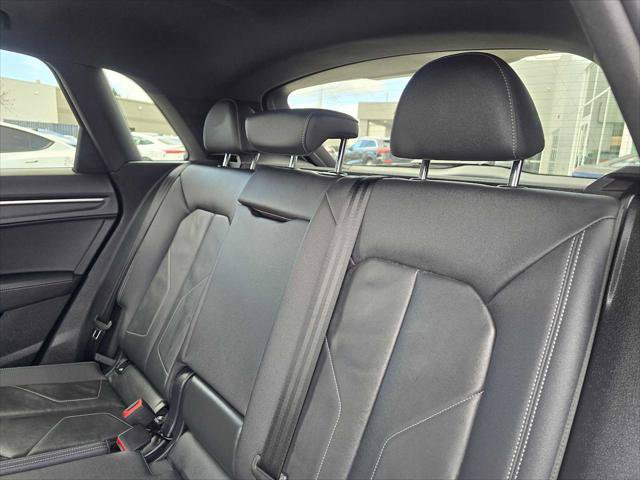 Used 2025 Audi Q3 2.0T Premium w/ Black Optic Sport Package AWD/4WD image 18