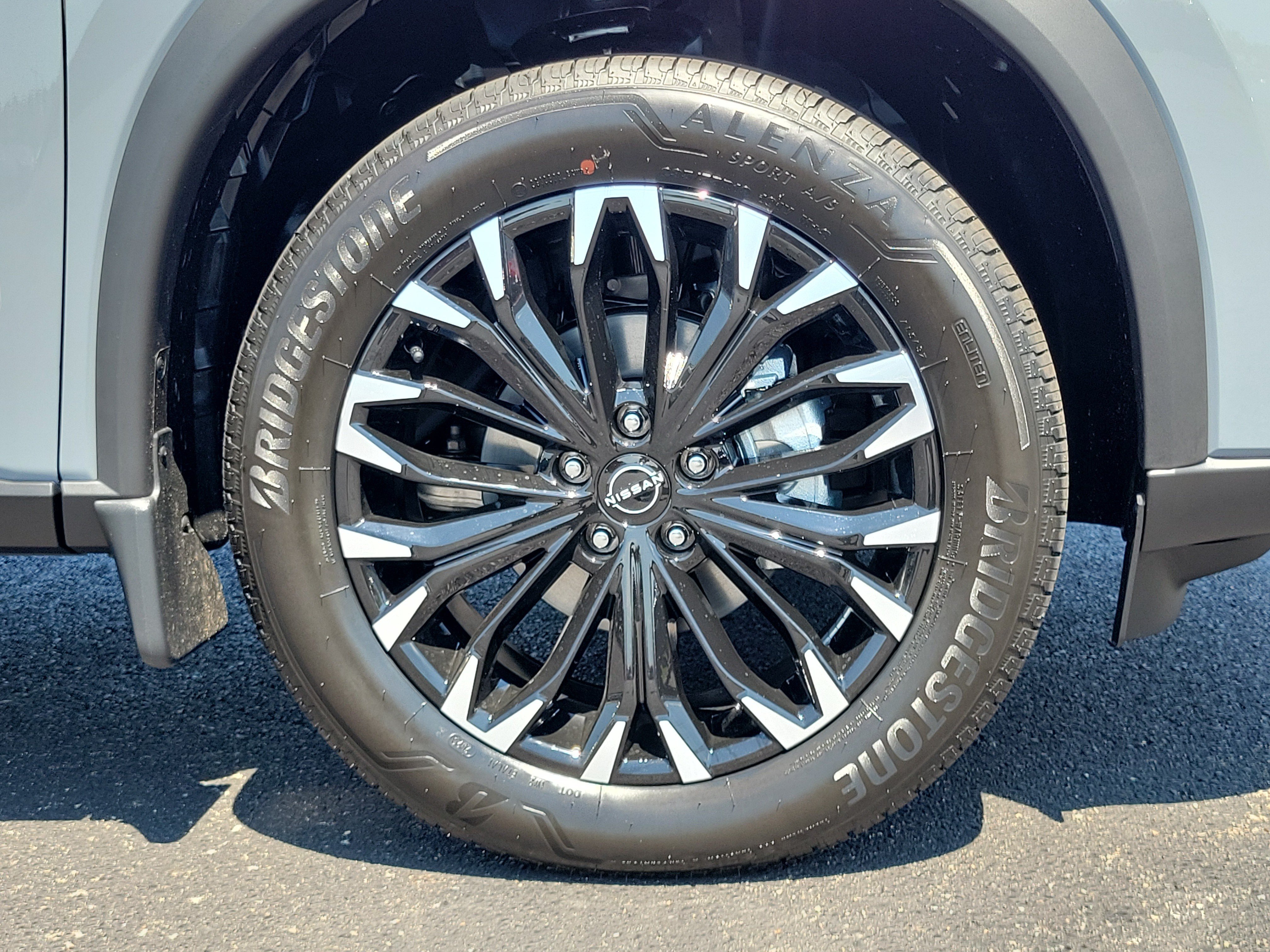 New 2026 Nissan Rogue Dark Armor AWD/4WD image 5