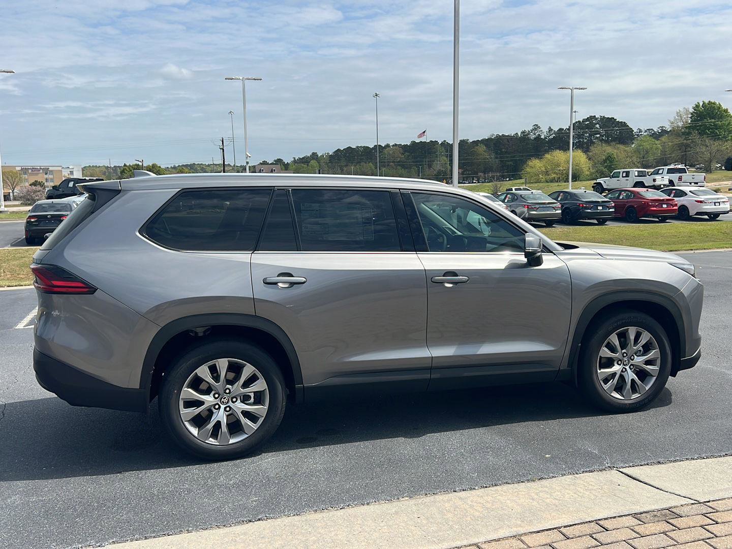 New 2026 Toyota Grand Highlander Limited image 7