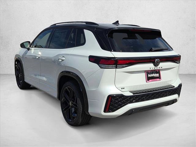 New 2026 Volkswagen Tiguan SE R-Line image 9